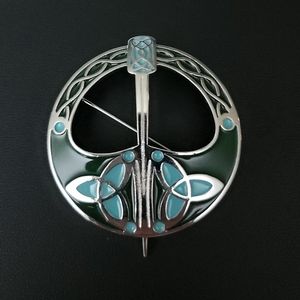 Brooch inspired by the Tara Brooch